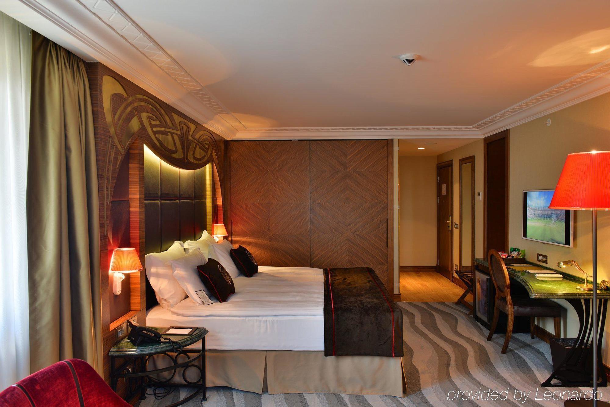 Warwick Ankara Hotel Buitenkant foto