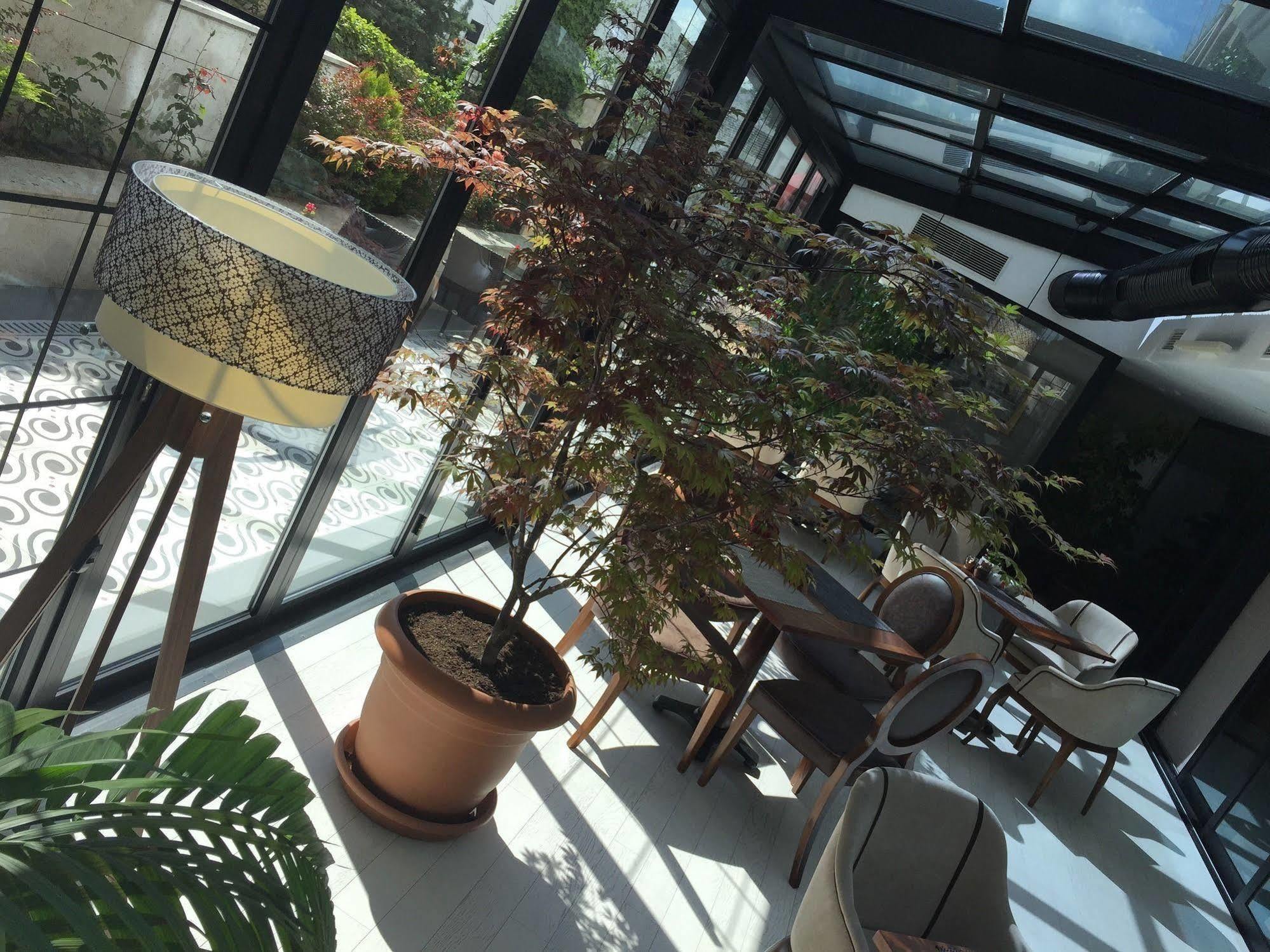 Warwick Ankara Hotel Buitenkant foto
