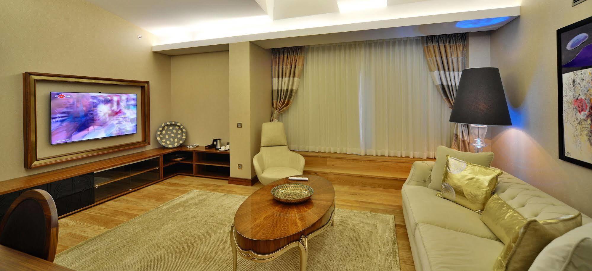 Warwick Ankara Hotel Buitenkant foto